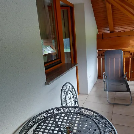 Hiša za goste And Martuljk 3*