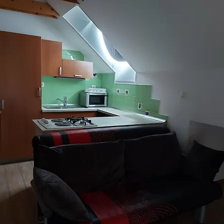 Gasthuis And Martuljk 3*