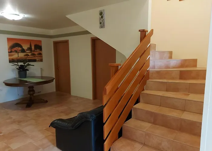 Hiša za goste And Martuljk