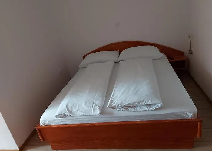 And Martuljk 3* Kranjska Gora