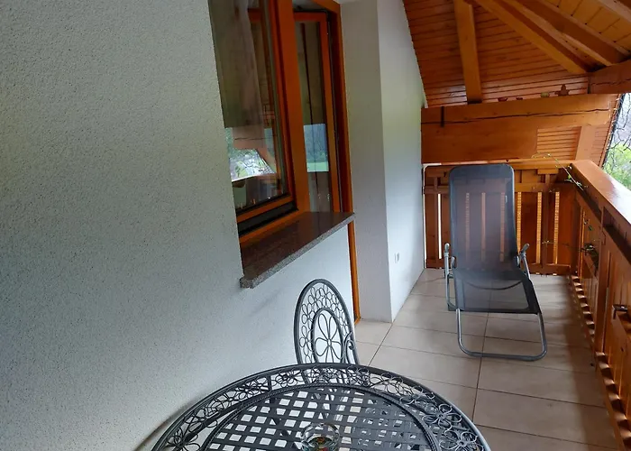 Konukevi And Martuljk 3*